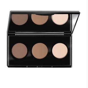 Farmasi Face Scultping Palette